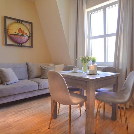 Promenada - Plaza 100M Apartment Swinoujscie Ngoại thất bức ảnh